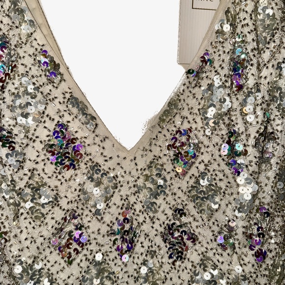 Mac Duggal Sequined long sleeved, floor length women's dress Nude Size 6 - Picture 5 of 5